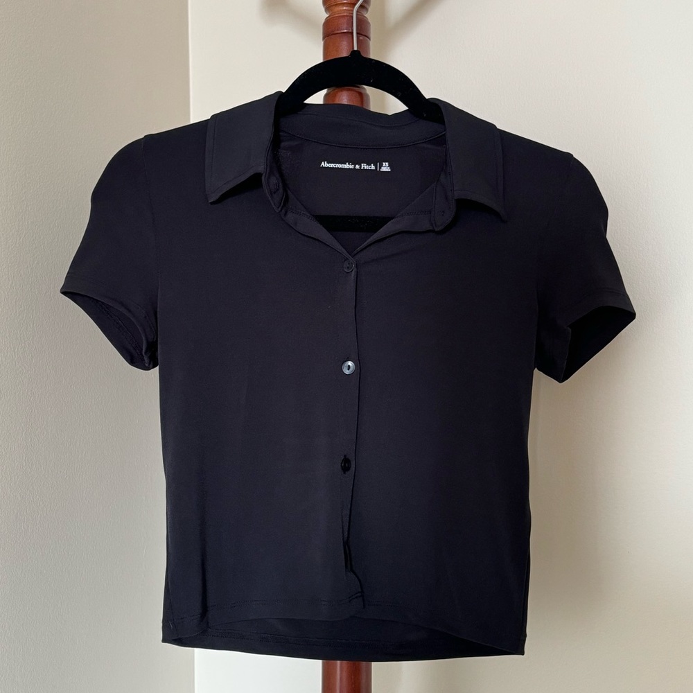 Abercrombie & Fitch Short-Sleeve Button-Up Polo Shirt - Size XS - Black